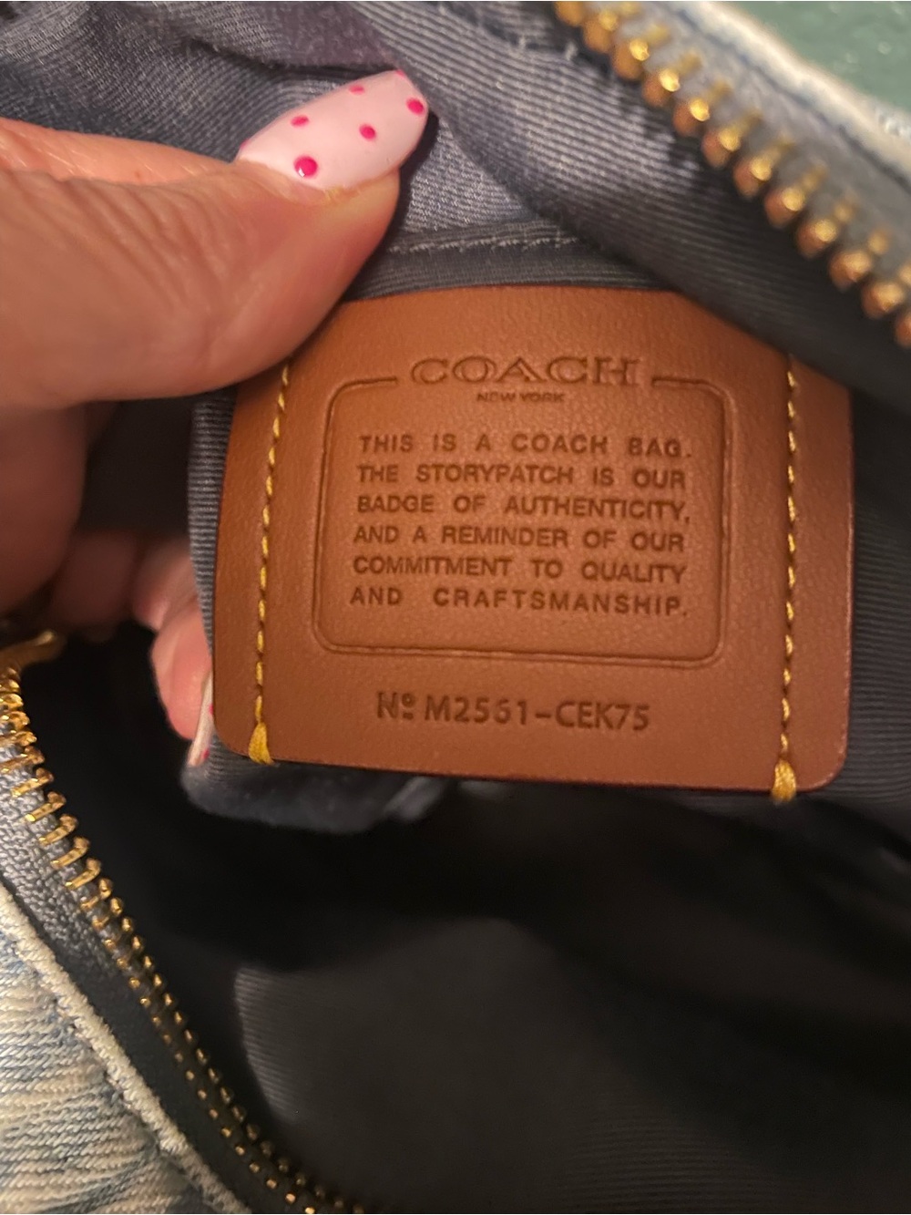 Coach loved  denim mini Carey crossbody/shoulder - Picture 2 of 6